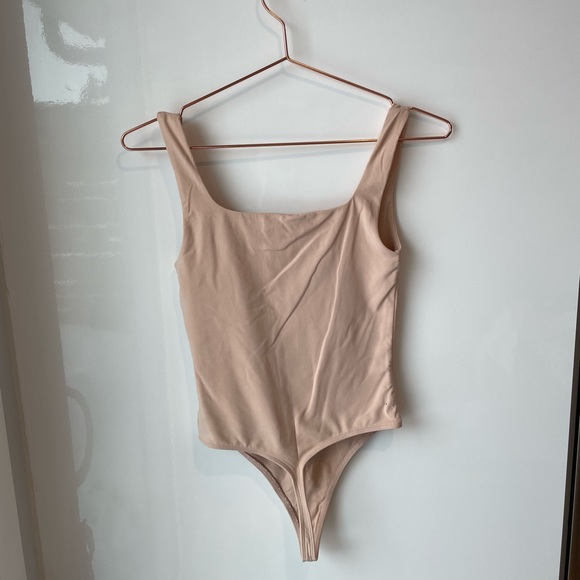 Babaton Contour Tank Bodysuit - Picture 2 of 3